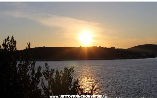 Apartmani Delija – Hébergement Marina - Trogir Croatie