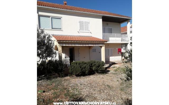 Apartmani Vuletić – Hébergement Marina - Trogir Croatie