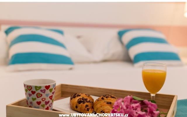 Ice Cream Vacation Home – Hébergement Marina - Trogir Croatie