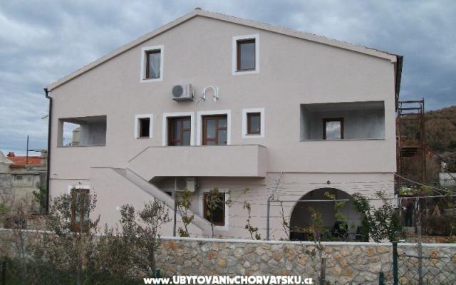 Apartman more – Hébergement Martinscica Croatie