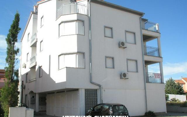 Appartement Nina – Hébergement Medulin Croatie