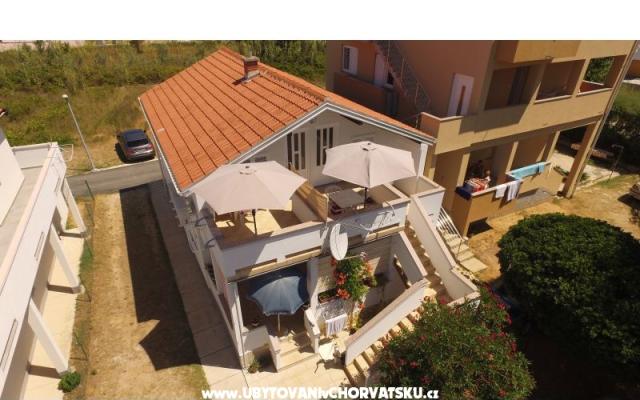 Apartmani Rajlić – Hébergement Nin - Zadar Croatie