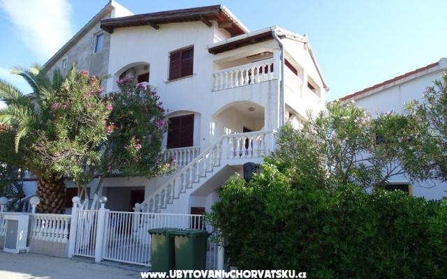 Rose – Hébergement Nin - Zadar Croatie