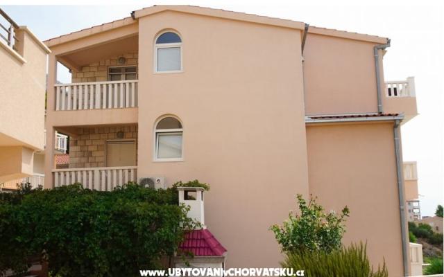 Apartmani GOGI – Hébergement Omis Croatie