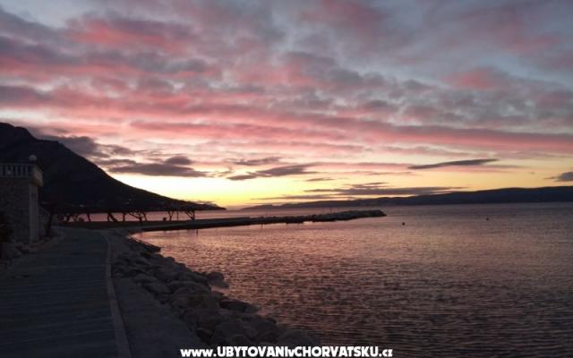 Apartmani Toni  Duće  – Hébergement Omis Croatie
