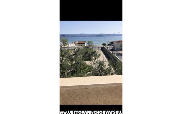 Appartement Mila &amp; Appartement Johnny – Hébergement Omis Croatie