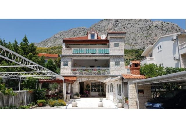 Appartements Danka – Hébergement Omis Croatie