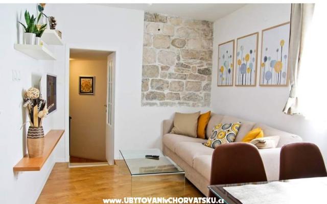 Main Square Apartment – Hébergement Omis Croatie
