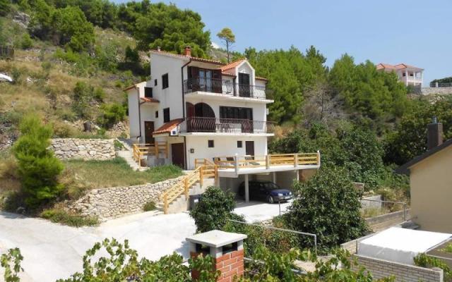 Palfeys  – Hébergement Omis Croatie