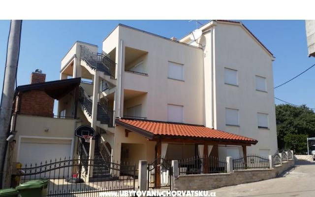 Appartements Barbara – Hébergement Pakostane Croatie
