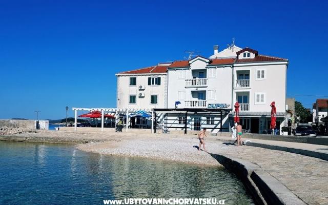 Appartements Biba – Hébergement Pakostane Croatie