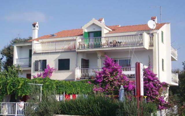 Appartements Neda Drage – Hébergement Pakostane Croatie