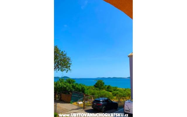 Ivan  – Hébergement Pakostane Croatie