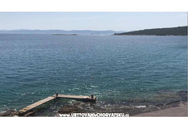 Vila Robinson – Hébergement île Pasman Croatie