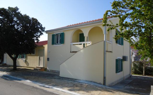 Apartmani Villa  Antonija  – Hébergement Petrcane Croatie