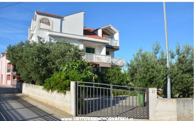 Appartements Biserka – Hébergement Pirovac Croatie