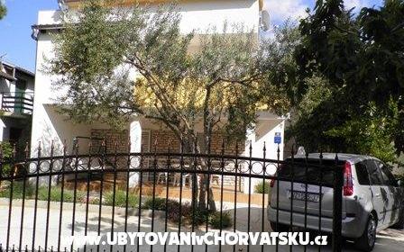 Vila Par – Hébergement Pirovac Croatie