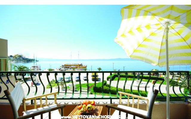 Seafront Studio Appartement + Balcony – Hébergement Podgora Croatie