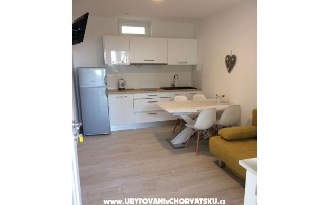 APARTMANI EDI – Hébergement Podgora Croatie