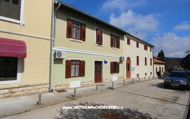Holiday Home Casa mia – Hébergement Porec Croatie