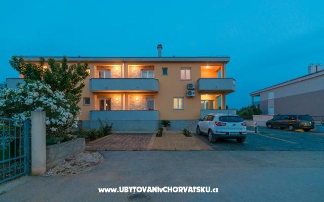 Apartmani Dora – Hébergement Privlaka Croatie