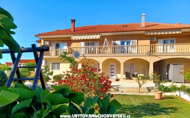 Appartements Lantana – Hébergement Privlaka Croatie