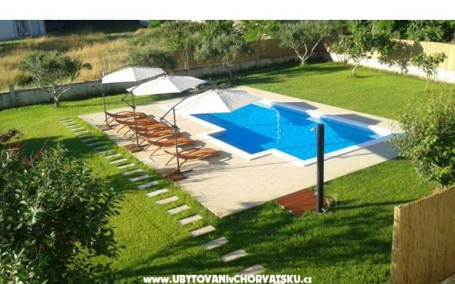 Apartmani Šarić – Hébergement Privlaka Croatie