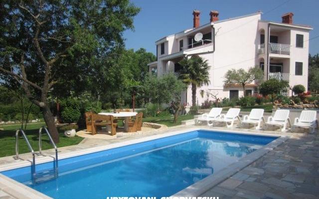 Appartement pool Slivar – Hébergement Pula Croatie