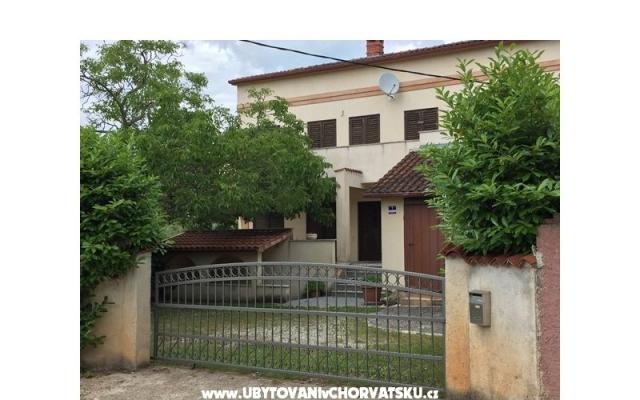 House Carnitia – Hébergement Pula Croatie