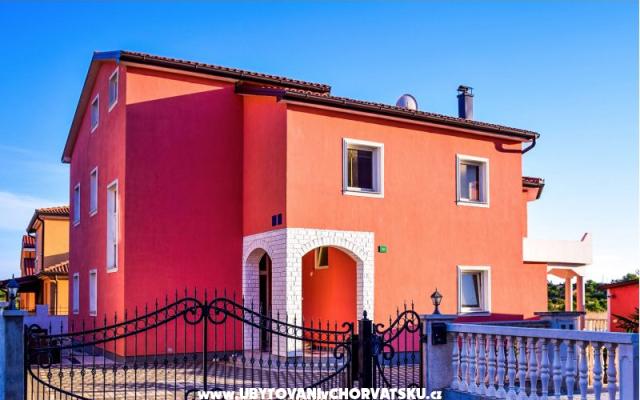 Kristina Apartments – Hébergement Pula Croatie