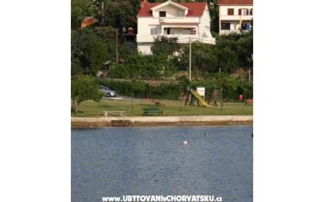 MARE – Hébergement île Rab Croatie