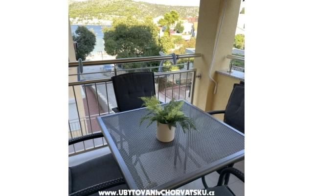 Appartement R – Hébergement Rogoznica Croatie