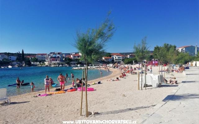 Appartements Doris – Hébergement Rogoznica Croatie