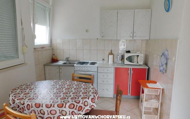 Apartmani Ljuba – Hébergement Rogoznica Croatie