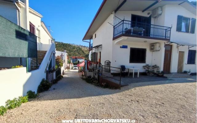 Appartements Jakoubek – Hébergement Rogoznica Croatie