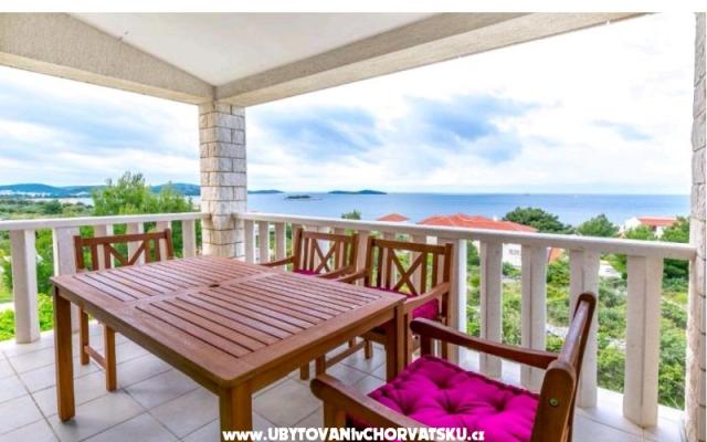 Appartements Robi – Hébergement Rogoznica Croatie