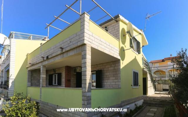 Appartements Nika – Hébergement Rogoznica Croatie