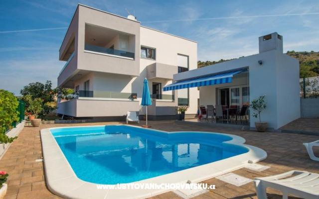 Villa Brusnjak Zatoglav Rogoznica  – Hébergement Rogoznica Croatie