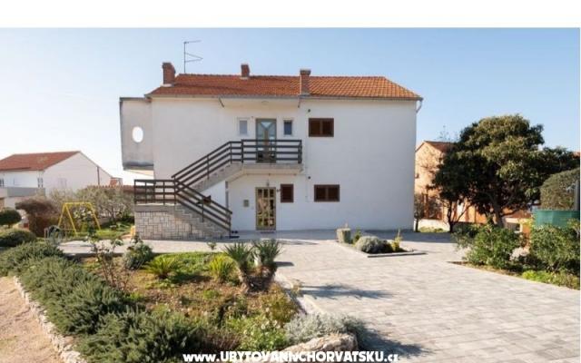 Apartman Rosmarino – Hébergement Sibenik Croatie