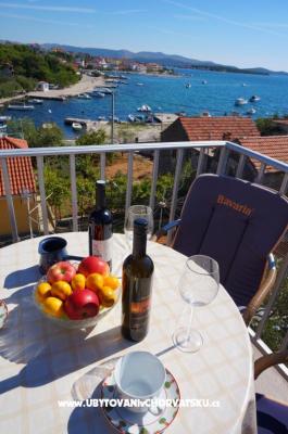 Beach house - Brodarica Šibenik – Hébergement Sibenik Croatie