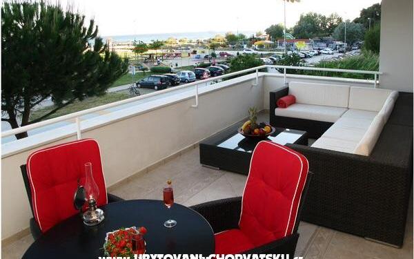 AdiOro Luxury Beachfront Appartement – Hébergement Split Croatie