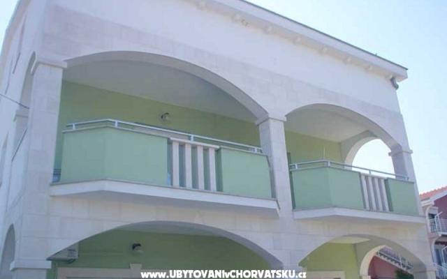 Appartements Oliva – Hébergement Sukosan Croatie