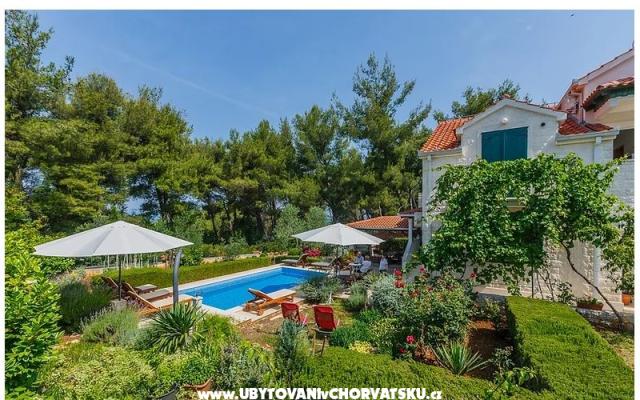 Villa Kamenica – Hébergement Supetar – Brac Croatie