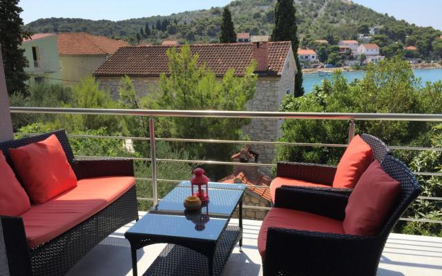 Villa Borys – Hébergement Tisno Croatie