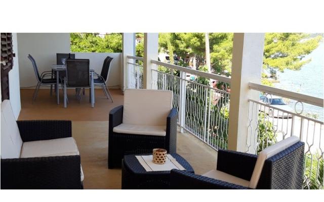 Apartman Oleander – Hébergement Trogir Croatie