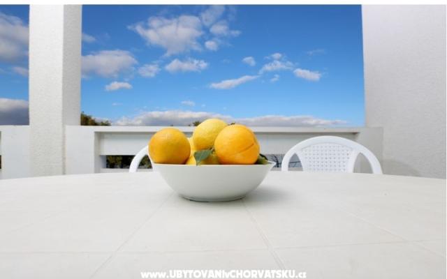 Baković - sur la plage – Hébergement Trogir Croatie