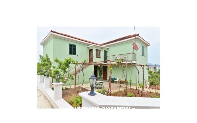 Apartman Kod Lipe – Hébergement Trogir Croatie