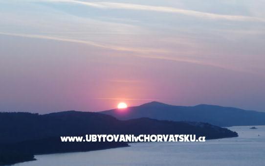 Apartments Anamaria – Hébergement Trogir Croatie