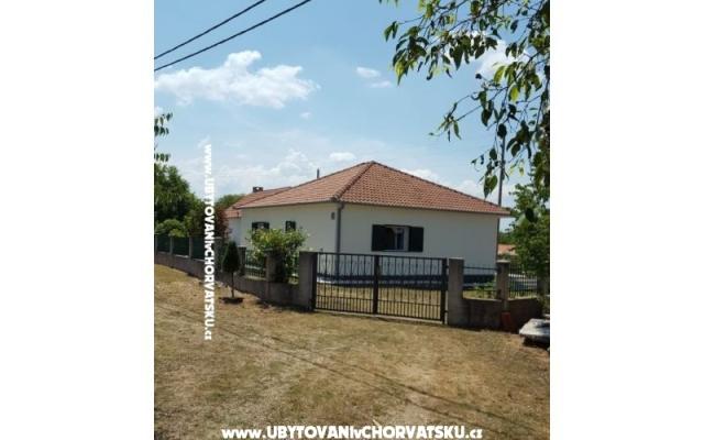 Holiday Home Endi – Hébergement Trogir Croatie