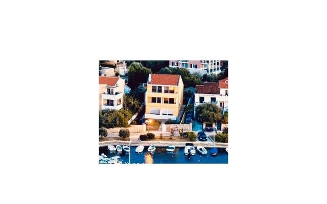 All Beachfront  – Hébergement île Ugljan Croatie